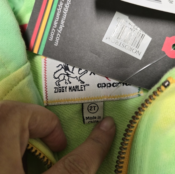 Ziggy Marley x Appaman zip up hoodie. Brand new size 2T - Picture 4 of 8